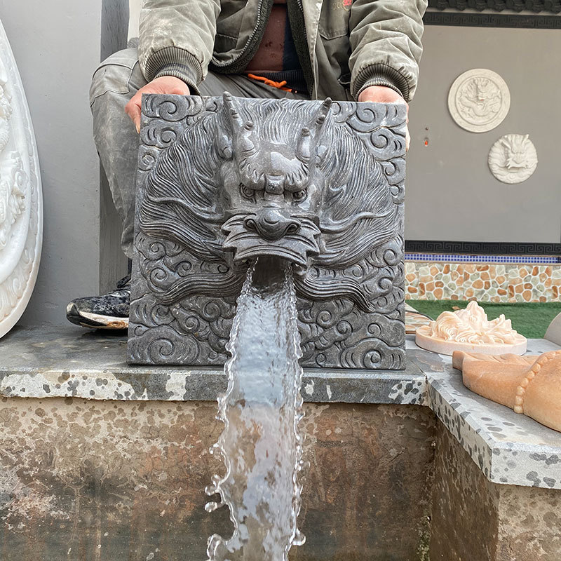 鱼池喷水石雕龙头天然青石方形瀑布出口户外花园墙壁水景吐水喷泉