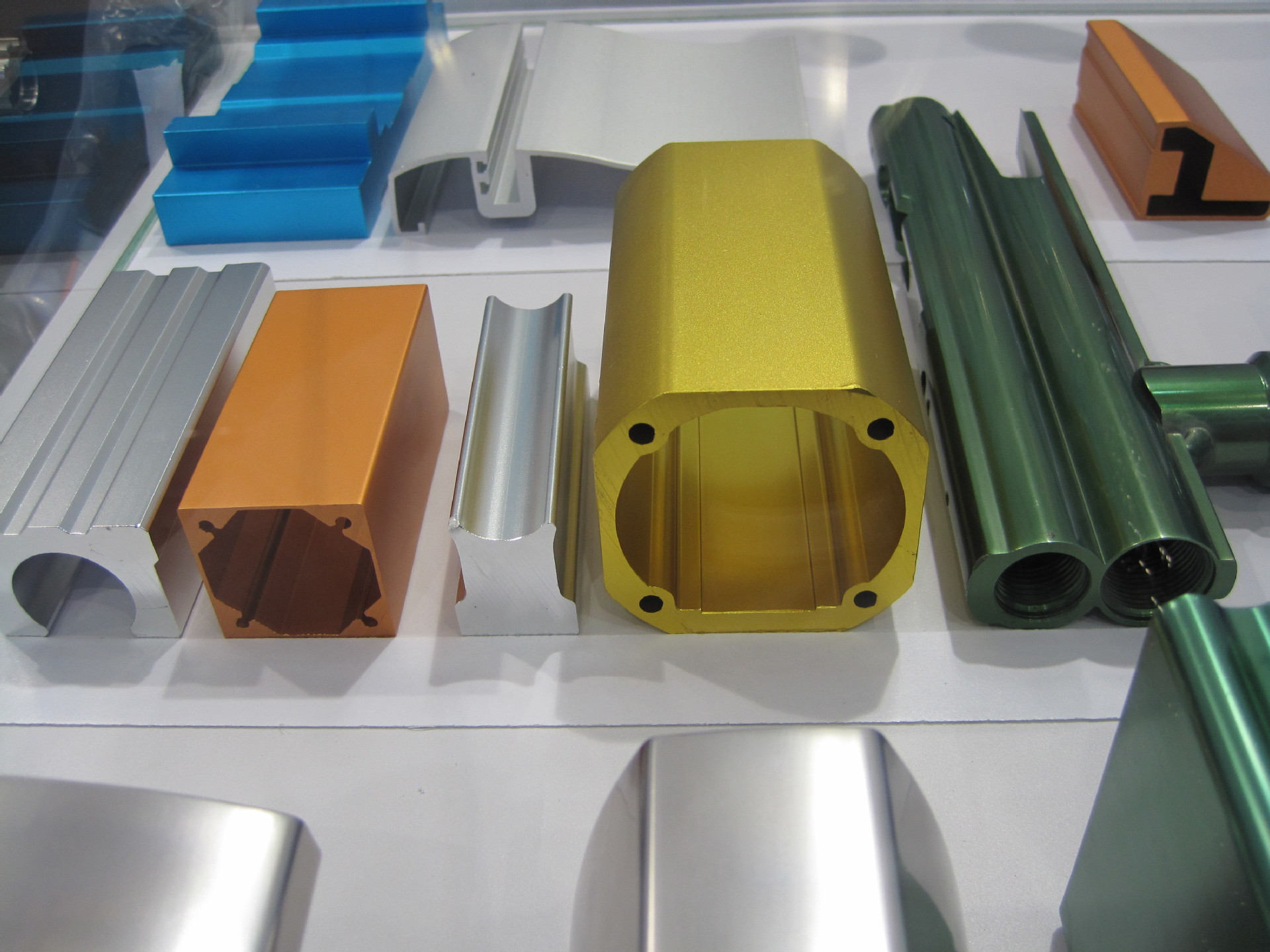 着色氧化铝型材 气缸铝型材 管道铝型材 马达铝外壳-阿里巴巴