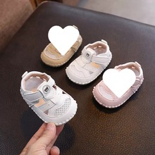 夏季婴儿鞋0-1岁男女宝宝软底学步防滑3-6-9婴幼儿不掉室外透气8