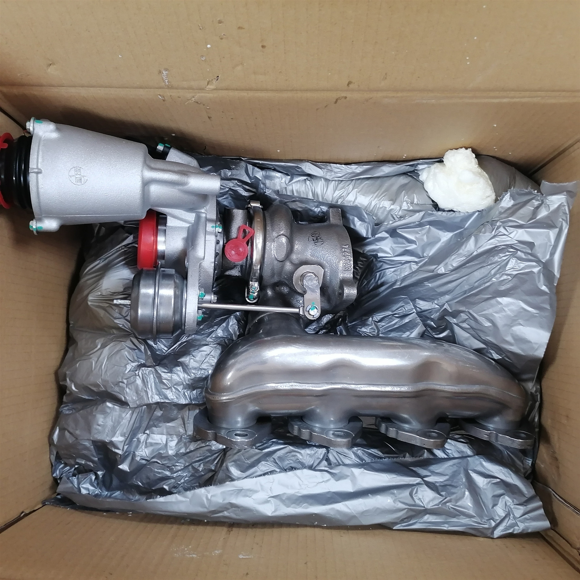 适用奔驰a271的汽车涡轮增压器 al0065 a2710903680