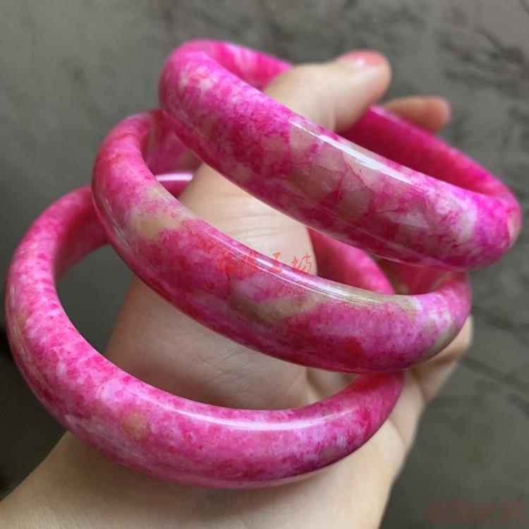 樱花粉七彩玉桃花玉天然玉手镯韩版玉手镯时尚女款镯子舒俱来批发