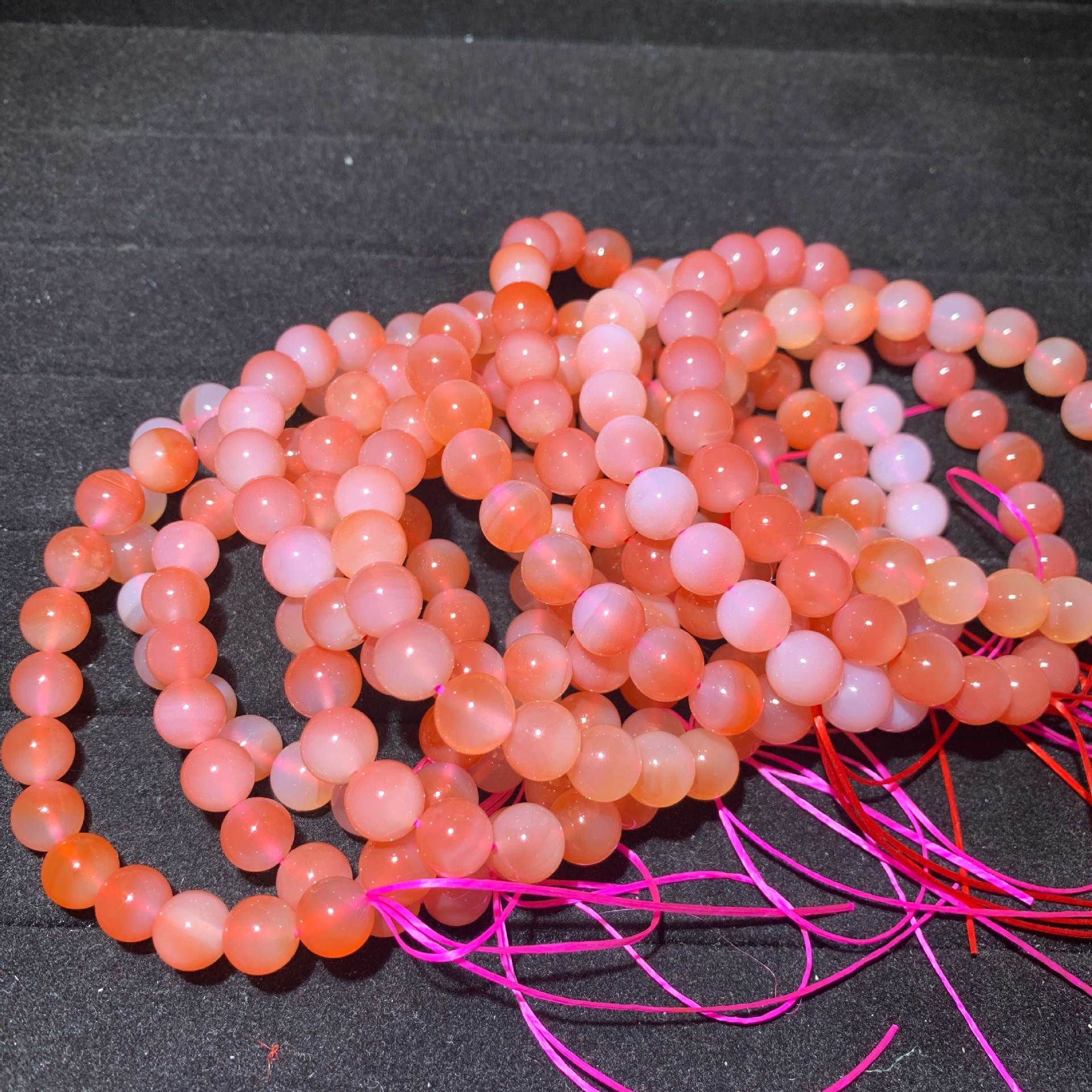 程远珠宝盐源玛瑙水蜜桃渐变色盐源玛瑙手链饰品玛瑙手串厂家批发