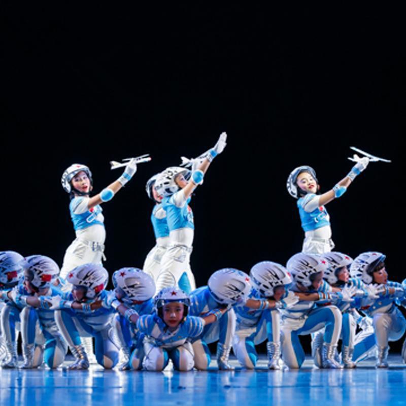 第八届小荷风采儿童太空宇航员表演服装我有一个梦想舞蹈演服出服