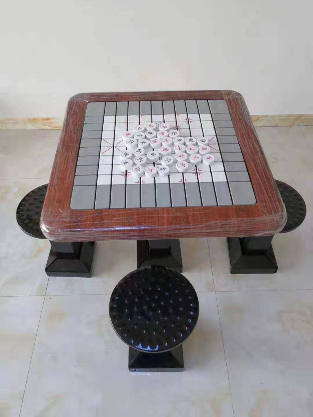 室外路径户外公园休闲锻炼器材轨道棋牌桌广场老年人棋盘桌象棋桌