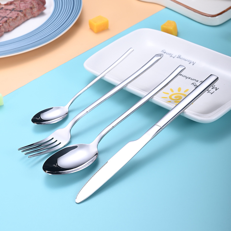 Knight Creative Western Food Steak Tableware Set Set West Knife, Fork and Spoon Knight Tableware Stainless Steel Knife and Forks Dessert Spoon