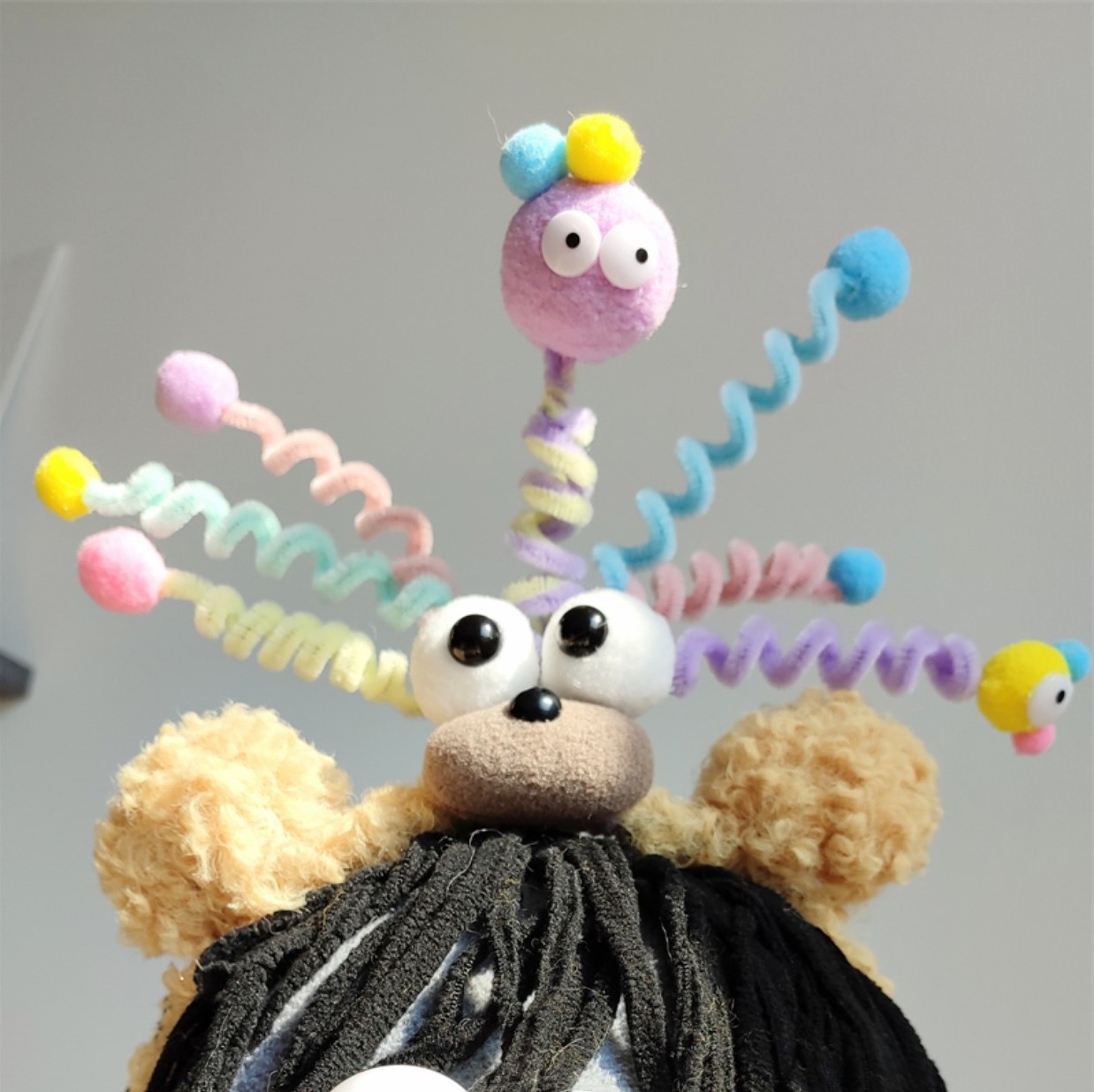 Original Cutie Cute Headband Wholesale Double Ball Sweet All-Matching Headband Christmas Plush Happy Cartoon Monster Hairpin