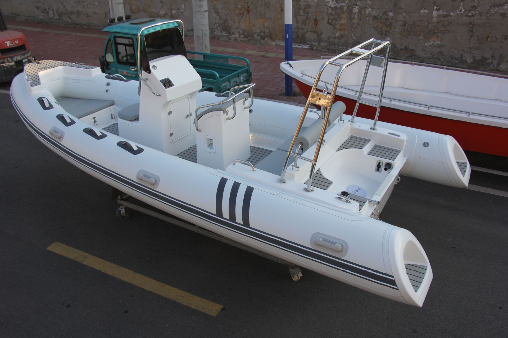 玻璃钢冲锋舟橡皮艇钓鱼船充气船厂家 皮划艇消防救援冲锋艇