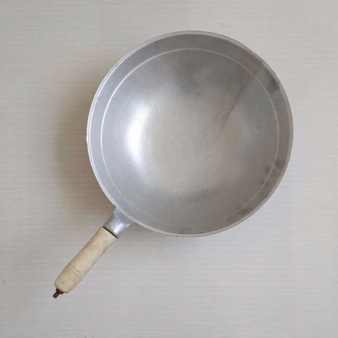 铝锅无涂层炒锅老式手工制作加厚铸铝炒菜锅炒勺尖圆底木柄吕炒锅