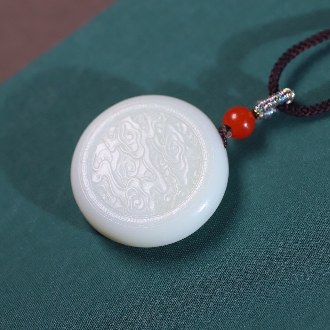 批发和田玉白玉祥云牌玉吊坠 云纹玉坠子挂件祥云圆牌 真玉配证书