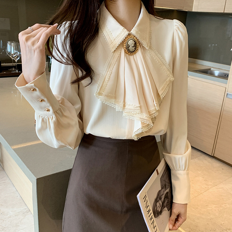 2022春款娃娃领雪纺长袖衬衫女装法式宫廷风上衣气质别致复古衬衣