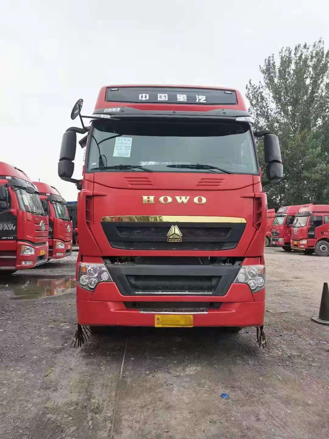 公司扣押车2020年豪沃t7牵引车 460马力 双驱轻体 国五 手续齐全