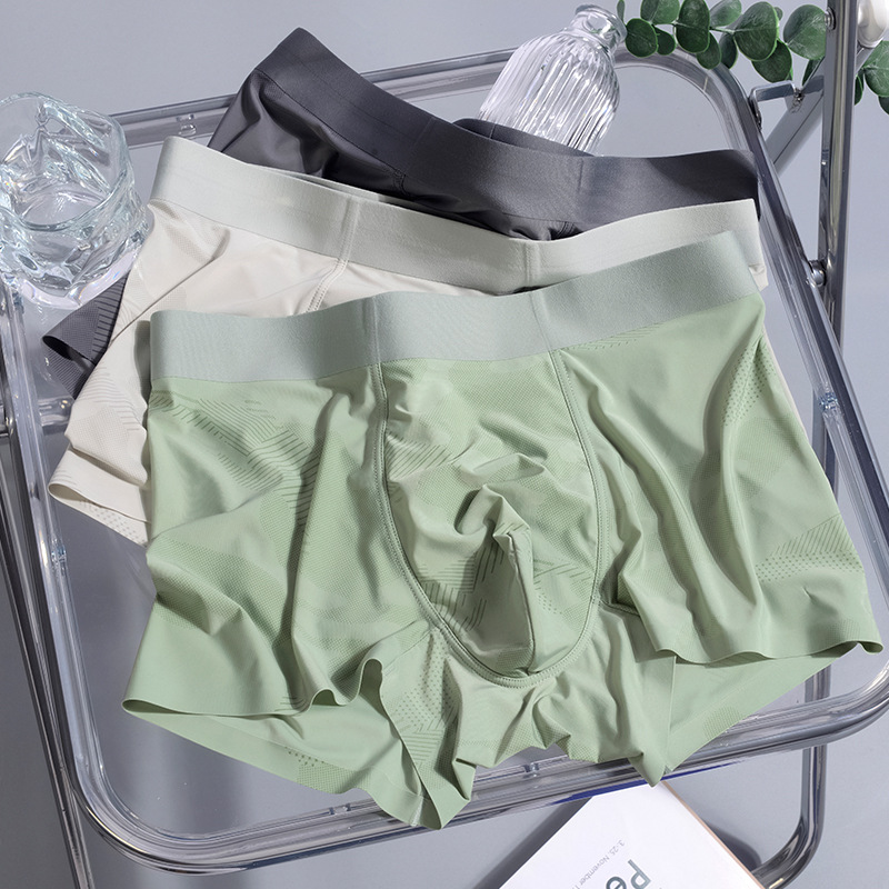 2023 New Seamless Ice Silk Camouflage Dark Fringe Men's Underwear Summer Thin Breathable Young Boys Underwear Wholesale