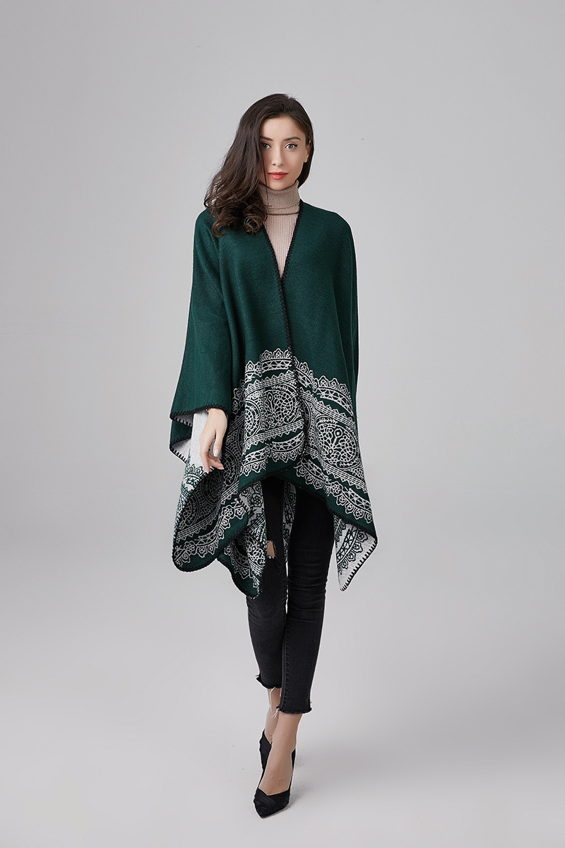 秋季新品现代简约优雅名媛风蕾丝花型开叉披肩斗篷女街头外搭披肩