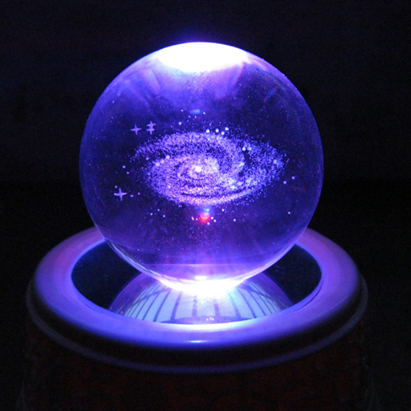 厂家出售彩色水晶球内雕摆件生日礼物礼品纪念品定制刻字logo照片