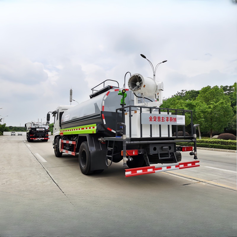 环卫街道除尘消毒雾化喷洒车 绿化喷洒环卫车 东风12方洒水车喷洒