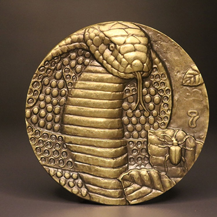 蛇年铜章十二生肖罗永辉高浮雕纪念章60毫米蛇首大铜章黄铜