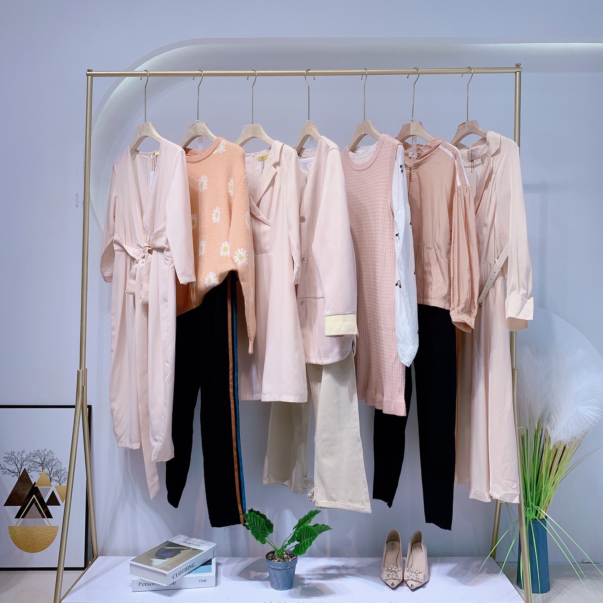 马克华菲 夏款品牌官方旗舰店lily品牌折扣女装 直播实体货源批发