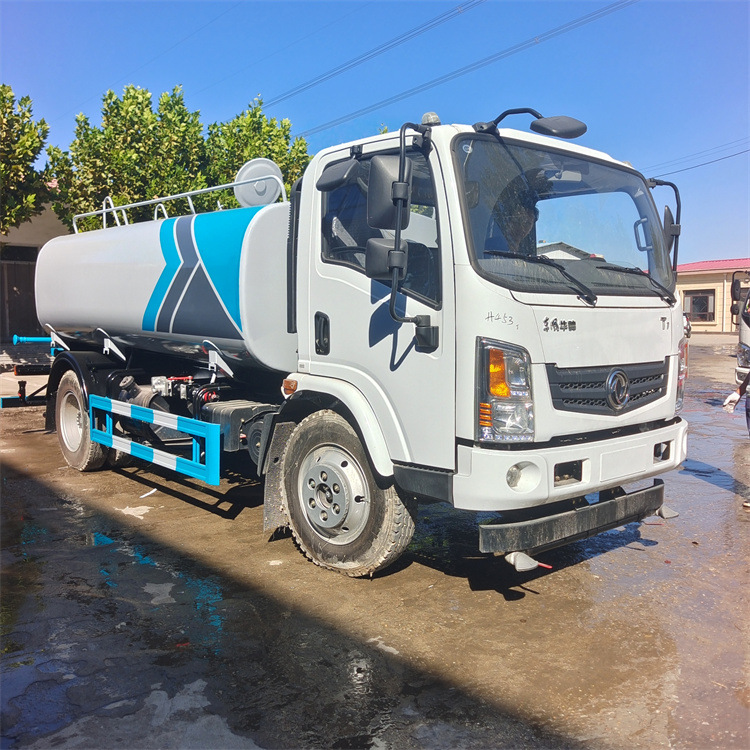 可上牌东风大型8立方工程抑尘洒水车 工地除尘降温喷洒车工厂直发