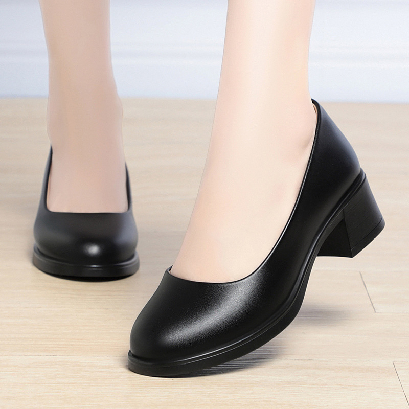 大码工作鞋女黑色工装皮鞋女士新款上班工鞋职业软底舒适粗跟单鞋