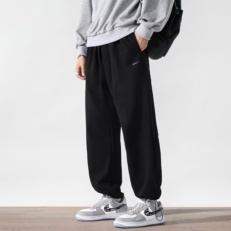2024 Sweatpants Spring and Autumn Sports Pants Men's Drawstring Knitted Trousers Loose Ankle-Tied Casual Trousers Basketball Shorts Men's and Women's