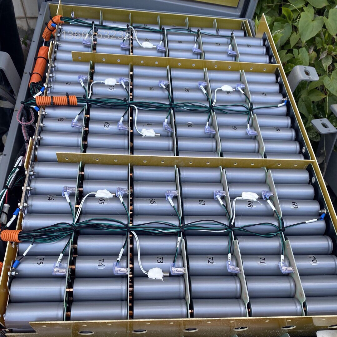 本公司稳定大量供应:32650电池下机后实拍图:(平头)(尖头)仓库实拍图