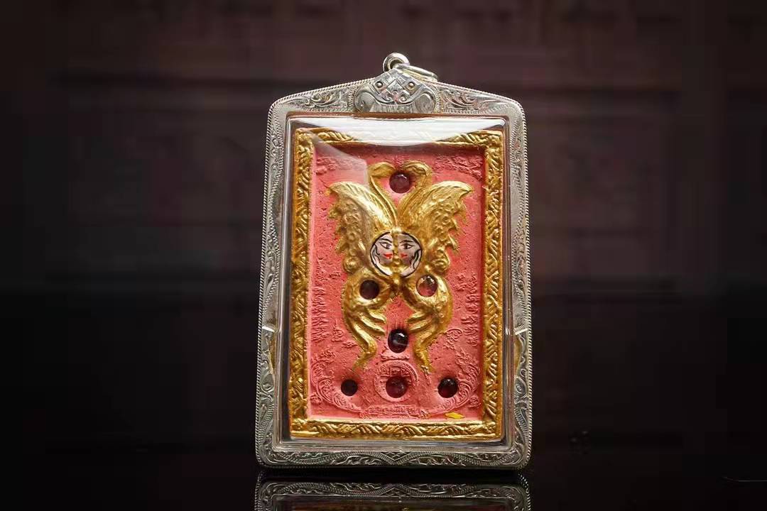 泰国佛牌 古巴吉士纳 早期蝴蝶