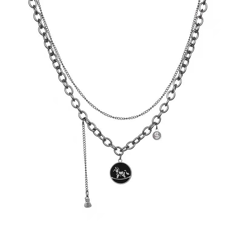 Retro Dark Style Hip Hop Diamond-Studded Necklace Female Titanium Steel No Fading Creative Niche Metal Texture Necklace Ornament