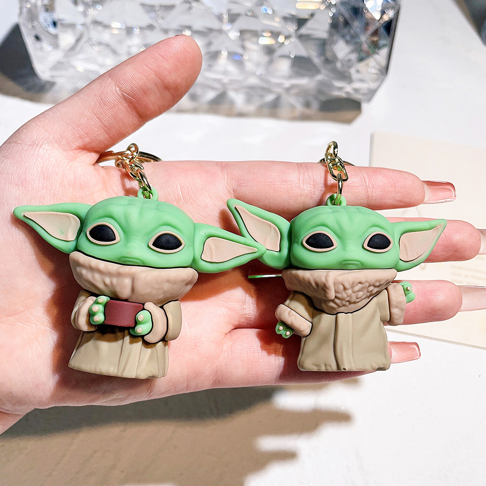 Four Amazon Star Wars Yoda Baby Keychain Cute Epoxy the Mandalorian Pendants