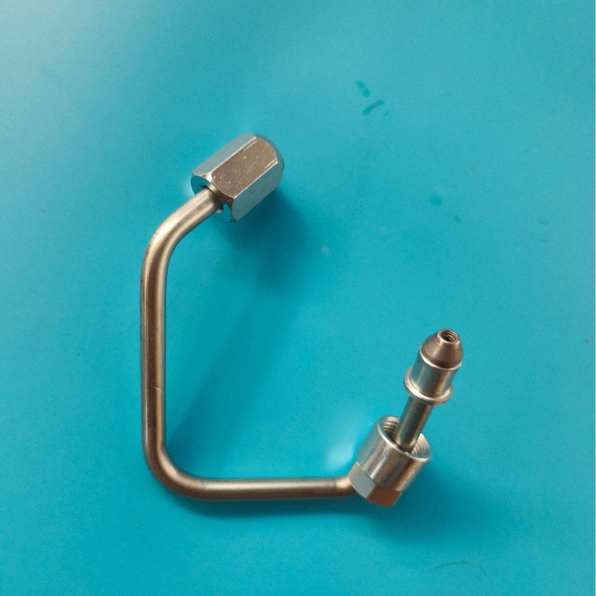 东风天龙kc天锦大力神货车配件康明斯isde发动机高压油管c3978034