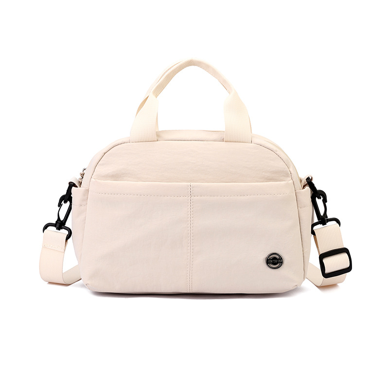 2025新款百搭休闲简约单肩斜挎包女时尚学生旅行轻便尼龙布手提包