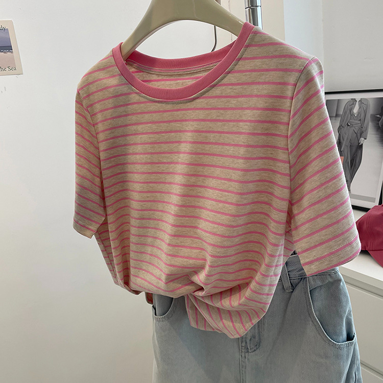 日系蜜桃粉细条纹t恤女!