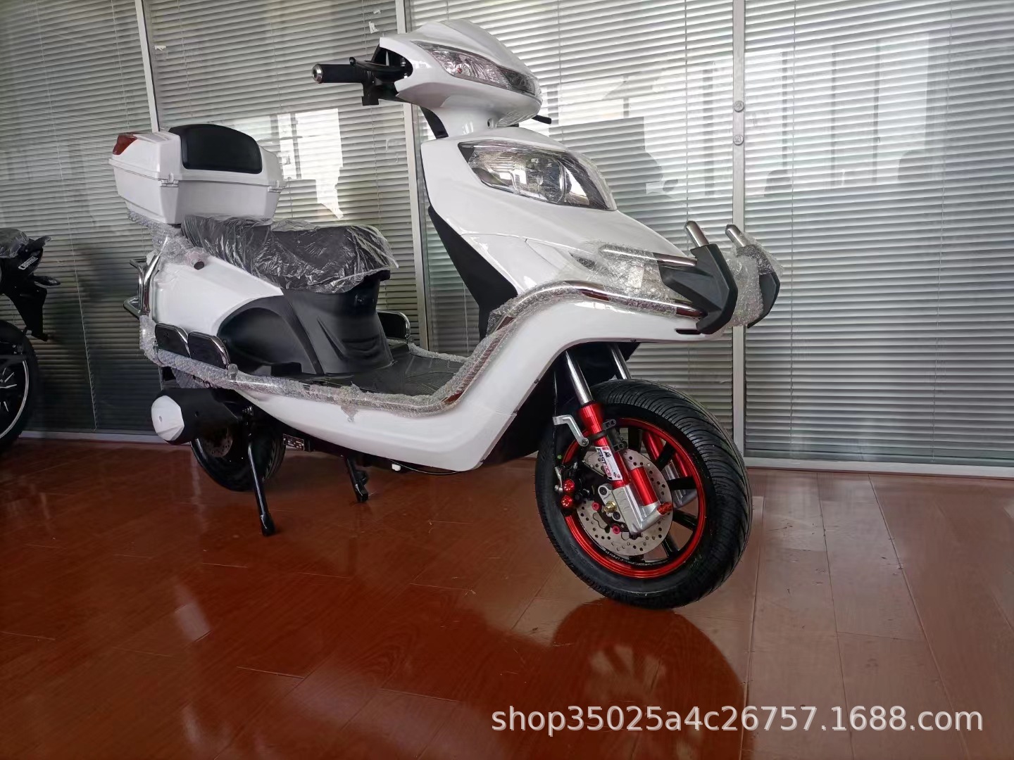 途牛两轮电动车山区爬坡大功率电瓶车踏板大型电动摩托车-阿里巴巴