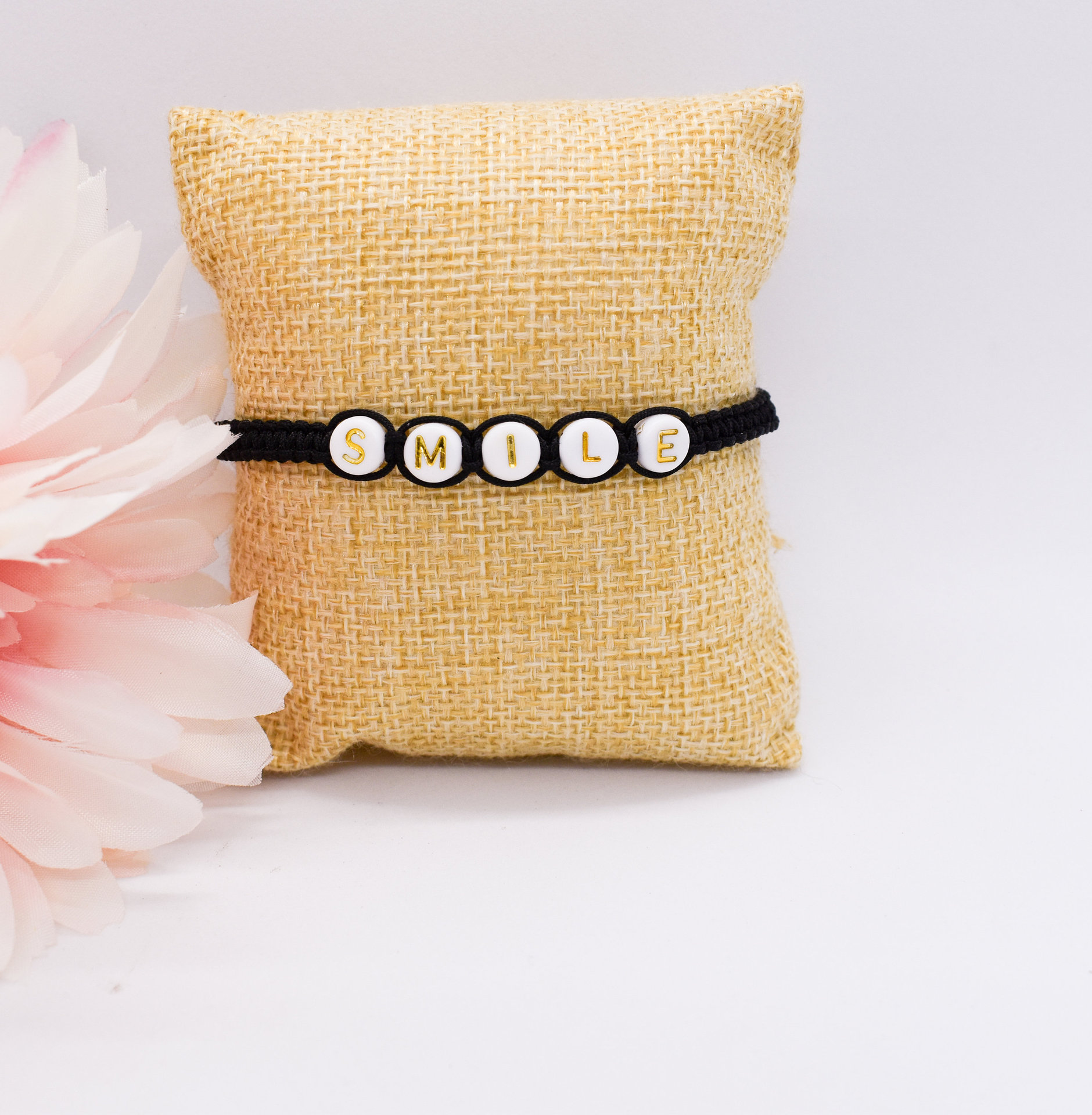 ins新款欧美字母创意手链跨境wish热卖情侣smil韩国蜡线编织手绳