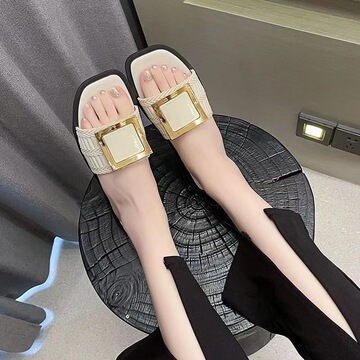 新款时尚百搭韩版拖鞋女夏季外穿家用防滑学生网红ins平底一字拖