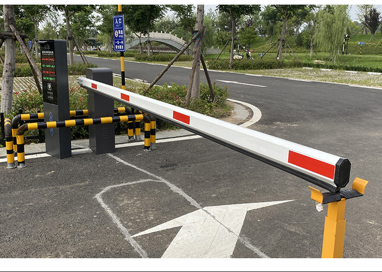 批发小区道闸杆 升降杆门卫起落杆 拦车杆子收费道杆工厂批发定做
