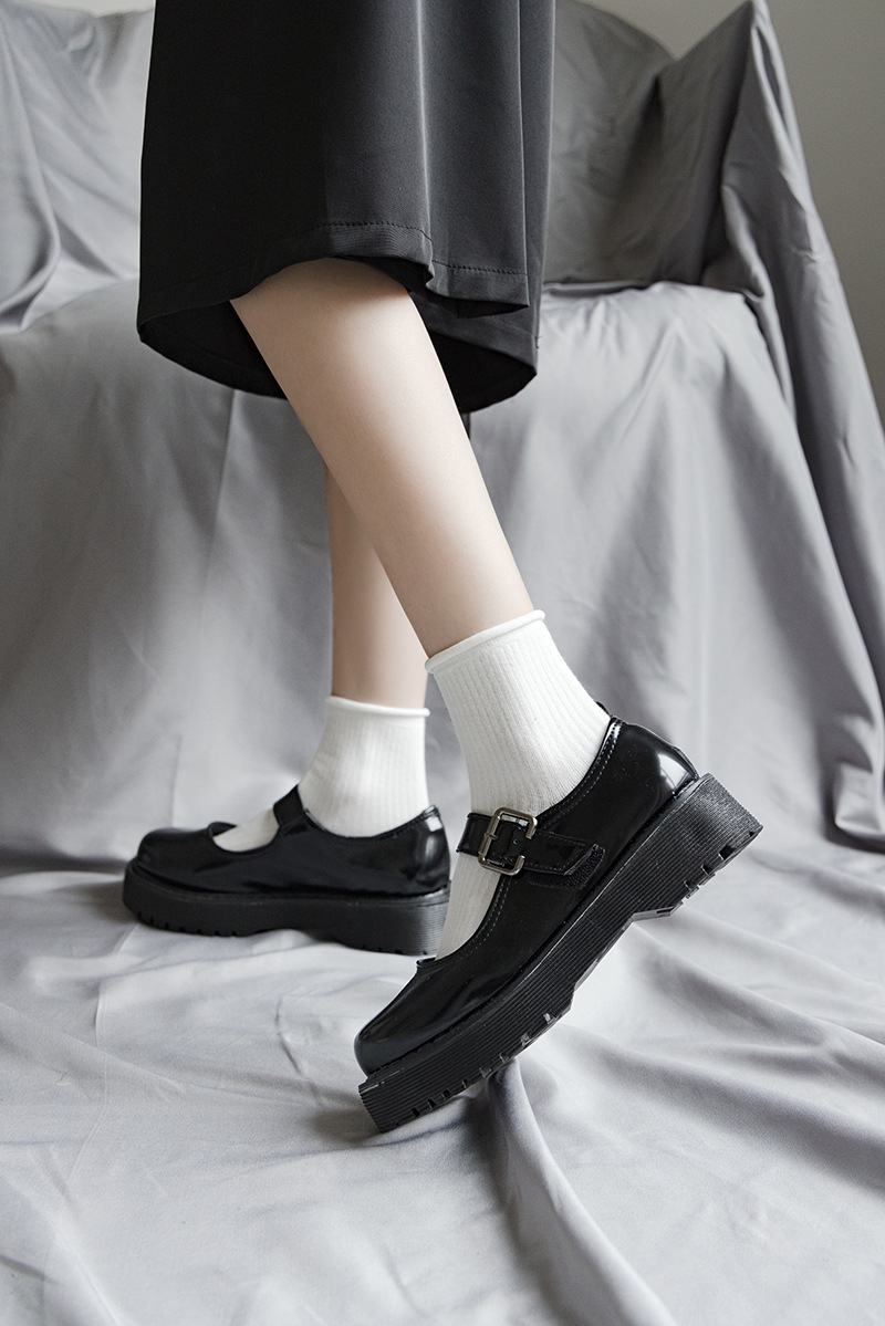 春秋新款白色袜子女jk花边女袜洛丽塔中筒袜可爱日系潮袜ins