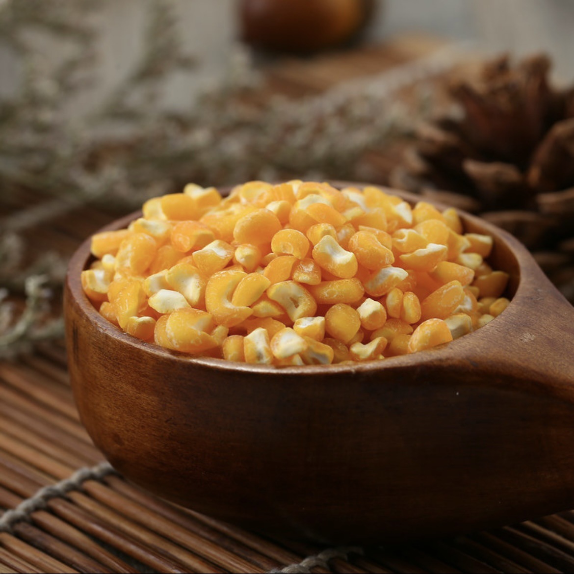 东北大碴子黑龙江农家脱皮玉米碴杂粮2斤包装新粮 厂家批发货源