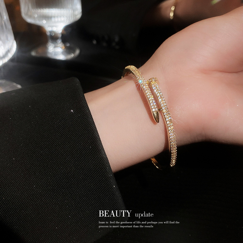 Dongdaemun Light Luxury Rhinestone Zircon Butterfly Snake Bracelet Fashion Graceful Personality Bracelet Niche High-Grade Bracelet