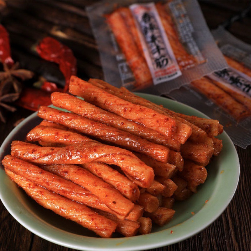 素牛筋面筋辣条批发素食豆筋板筋麻辣片棒8090儿时怀旧零食大礼包