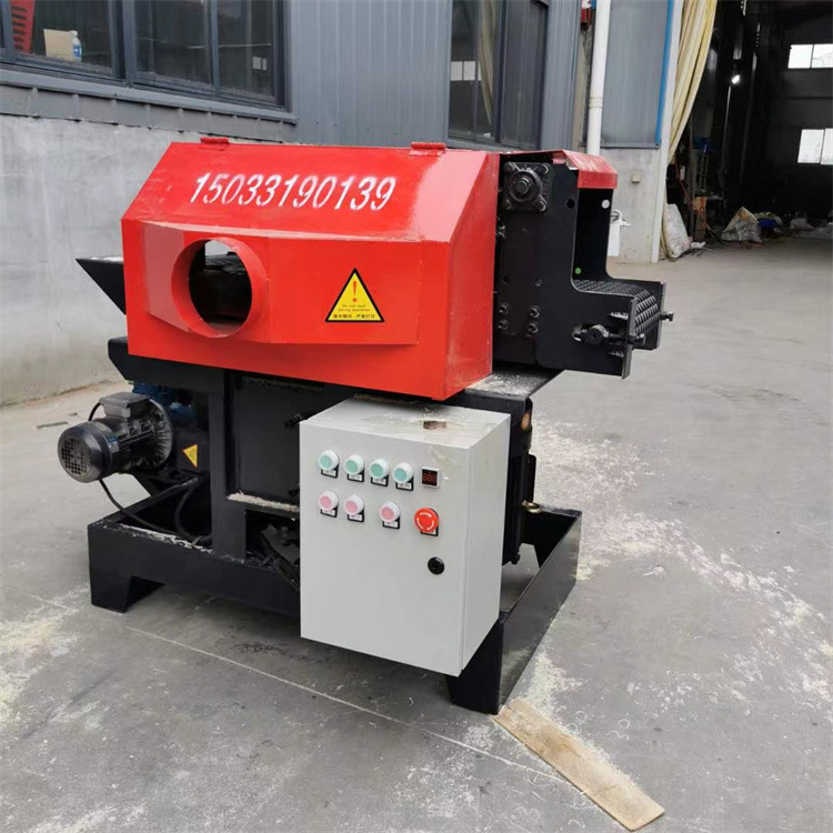 边皮开板锯木工边皮改料卧式板皮改厚锯