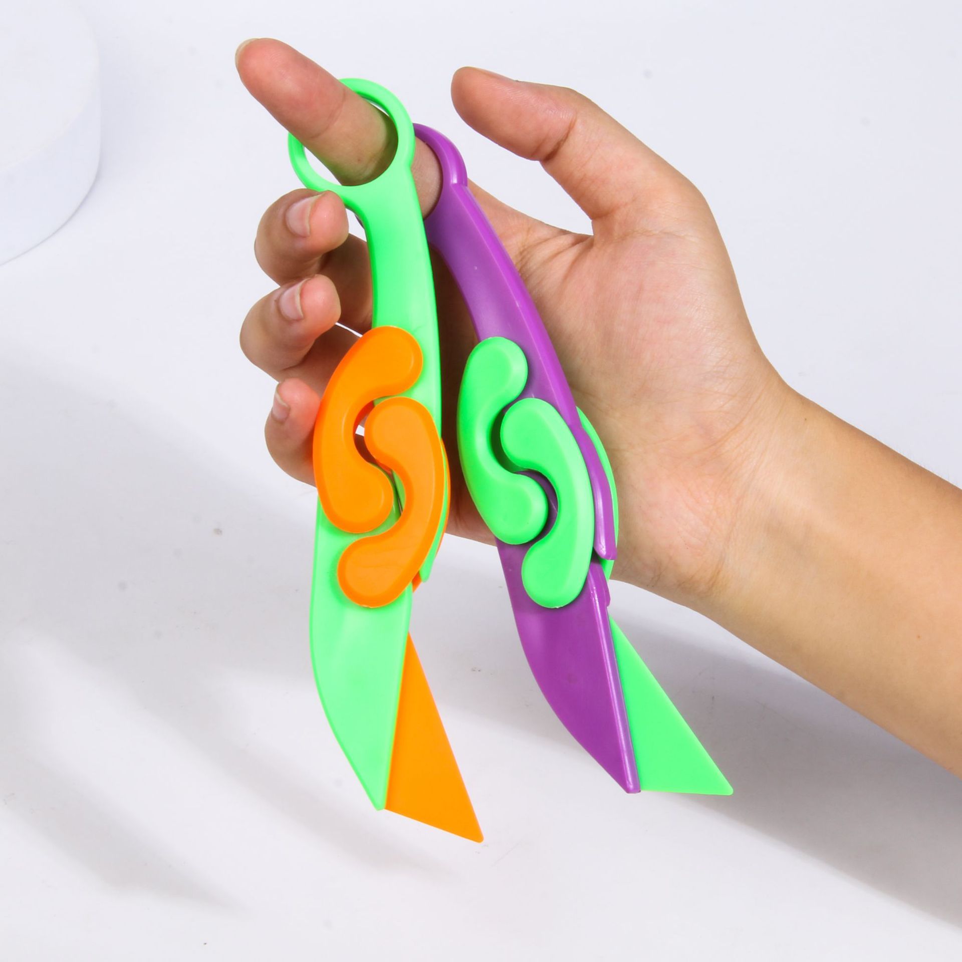 3d Gravity Folding Claw Knife Butterfly Scratching Knife 3d Printing Plastic Toy Small Radish Knife Pressure Reduction Toy Wholesale