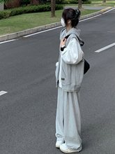 休闲运动服套装女春秋日系学院风宽松连帽马甲叠穿卫衣卫裤三件套