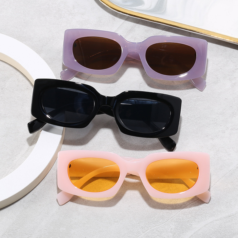 2023 New Cross-Border Trendy Sunglasses Women's Small Frame Sunglasses Colorful PC Sun Glasses Thick Frame Glasses Wholesale