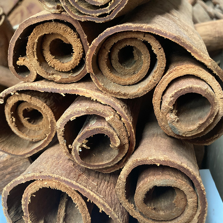 紫油桂 紫油肉桂 480元/公斤 味浓浑厚 产地