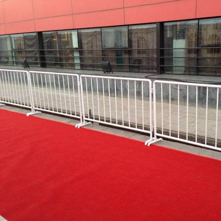 市政道路警示不锈钢防护栏 工地施工可移动黑黄安全围栏铁马护栏