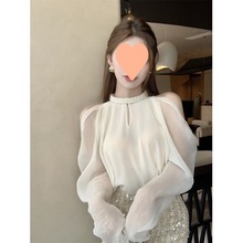 重工珍珠挂脖衬衫2024新款女春秋薄款露肩内搭小衫法式气质上衣服