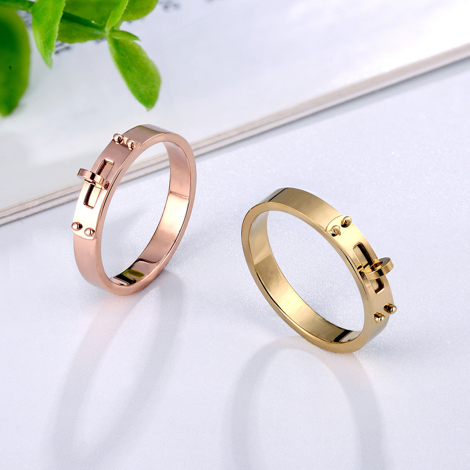 cross-border round belt buckle ring titanium steel electroplated 14k gold high-grade ring minority simple accessories wholesale female