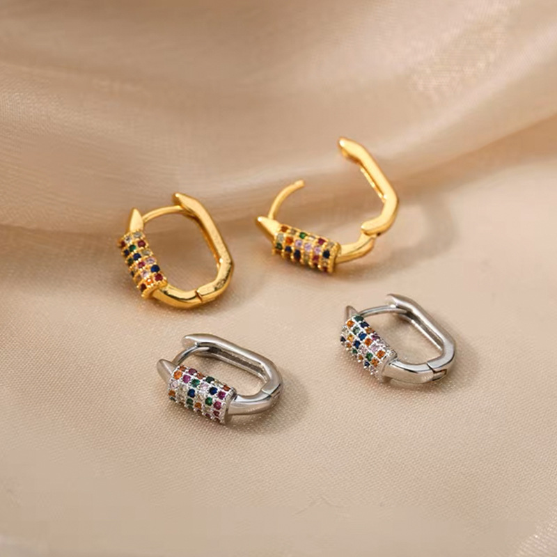 Small Rhinestone Exquisite Eardrop Earring Japanese and Korean Simplicity and Personality Elegant High-Grade Stud Earrings for Women 2023 New Fashion