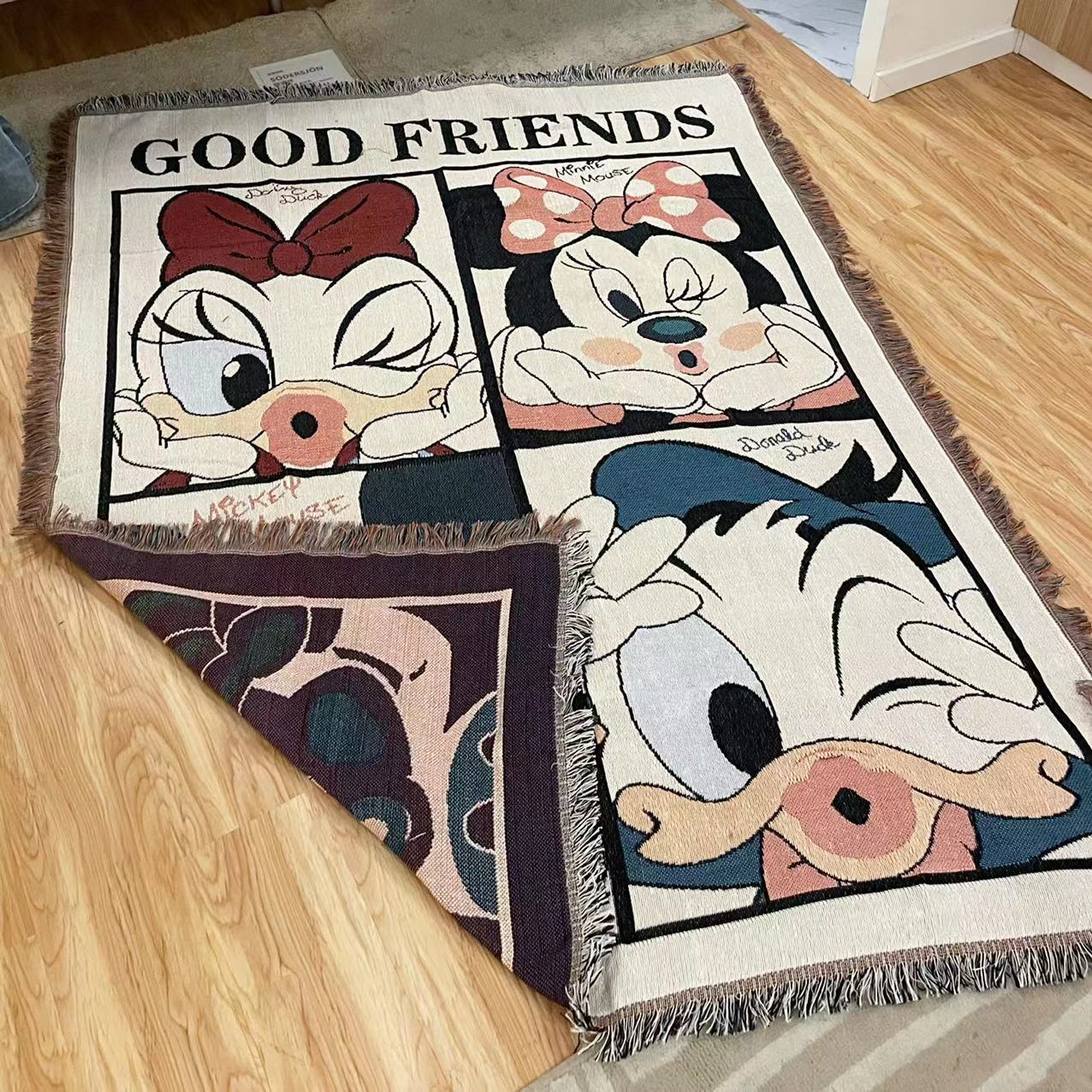 INS Japanese Style Mickey Products Internet Celebrity Same Style Sofa Cover Nap Blanket Cover Blanket Decorative Blanket