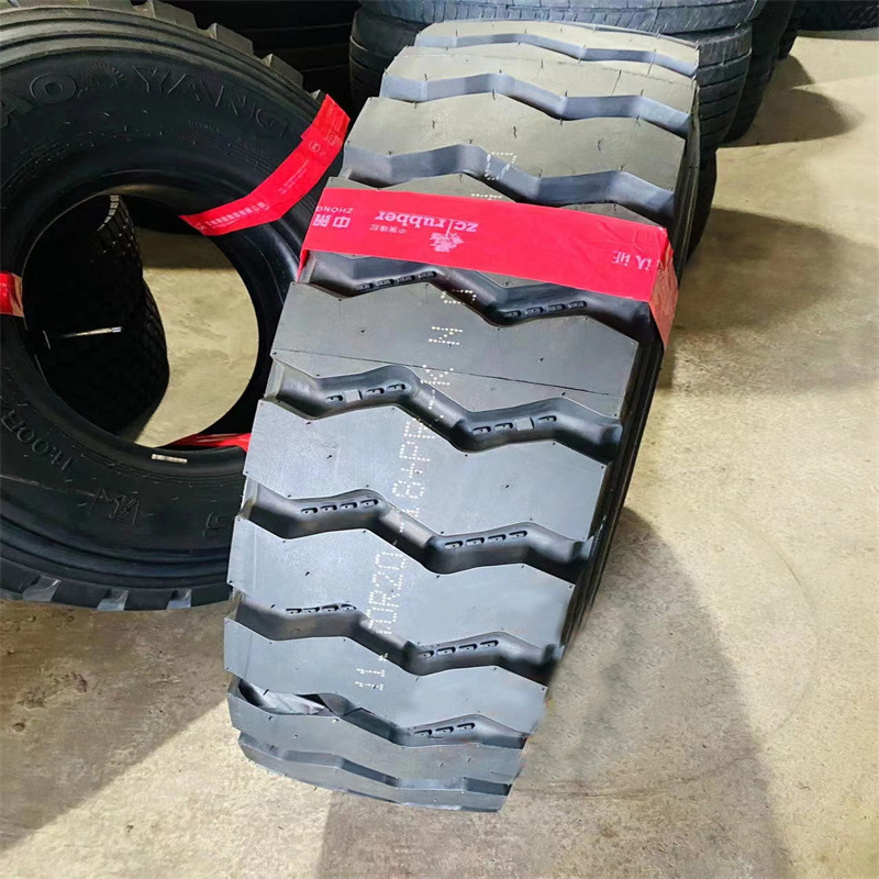 朝阳轮胎ez036/ez096矿山/建筑工地11.00r20/12.